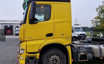Mercedes Benz Arocs  1843 - 4