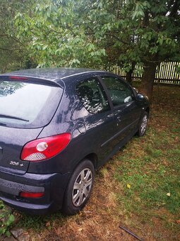 Peugeot 206 plus, havarovaný - 4
