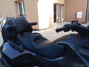 Can am Spyder RT - 4