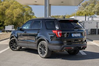 Ford Explorer 3.5 V6 XLT - 4