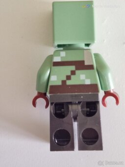 Lego set 21255 - 4