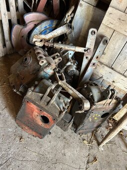 Prodám originál kompletní hydrauliku na ZETOR25 - 4