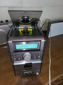 Prodám super věž JVC-UX-D 77R, tuner ladí na drát, kvalitní - 4