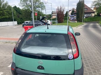 Prodame Opel Corsa 1.0 - 4