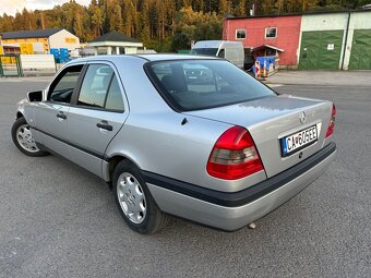 Mercedes C klass W202 - 4