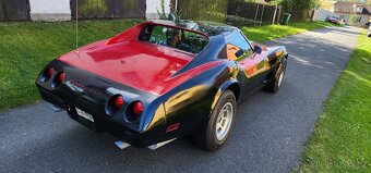 Prodám CHEVROLET CORVETTE C3 Stingray 1974 MANUAL - 4