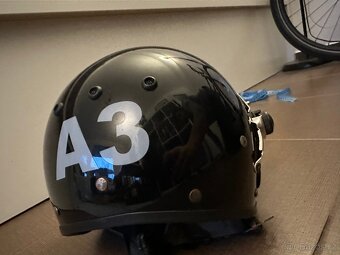 Airsoft ochranná helma s výklopným hledím - 4