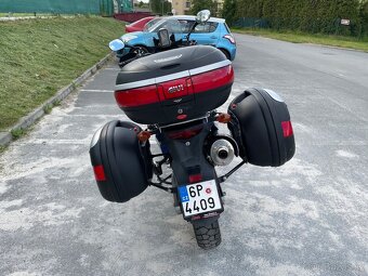 Suzuki V-Strom DL 650 - 4