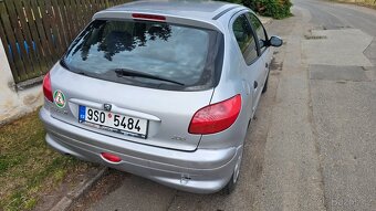 Peugeot 206 1.4 55kW benzin - 4