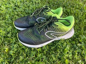Tenisky Decathlon vel. 33 - 4