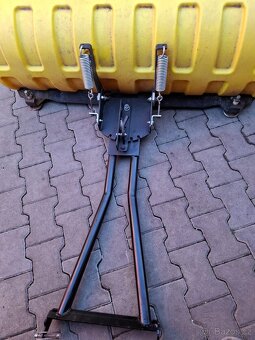 Pastová radlice SHARK s kovovým hrotem + univerzální adaptér - 4