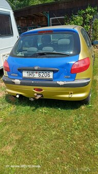 Náhradní díly z Peugeotu 206 - 4