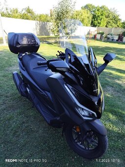 Honda Forza 350 r.v. 2024 - 4