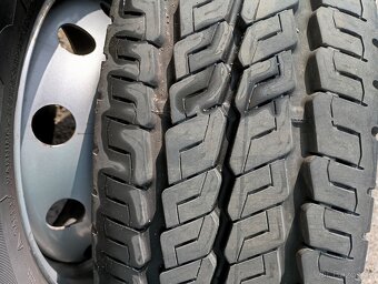 Continental Vanco Camper  215/70 R15 CP 109R - 4