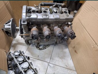 Části motoru Yamaha RX1 8FA00 - 4