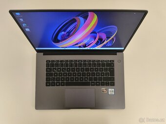 Huawei MateBook D15 | Ryzen 5 3500U | 8 GB RAM | 256 GB SSD - 4