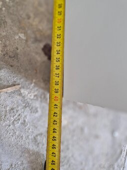 Kovová policová skříň s prosklenými posuvnými dveřmi - 4