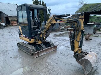 Minibagr Caterpillar 301.8 - 4