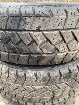 205/65/16C zimní - 4