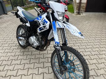 Yamaha WR 125 - 4