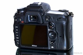 Nikon D7000 16 tis expozic TOP STAV - 4