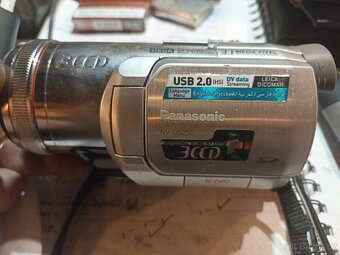 Videokamera Panasonic NV-GS250 3CCD - 4
