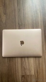 MacBook Air 13” 2019 rose gold - 4