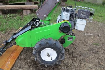 Lištová sekačka VIKING s motorem Kawasaki FA 210 - 4