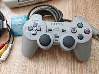 PlayStation One čipovaný - 4