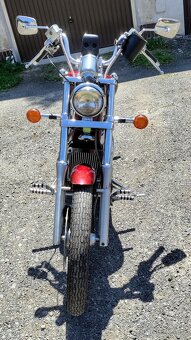 Suzuki Intruder VS 800 - 4