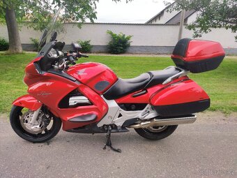 Honda ST 1300 Pan European ABS červená - 4