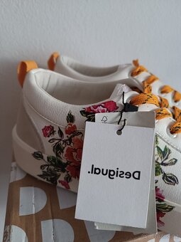 Desigual tenisky vel 41 - 4