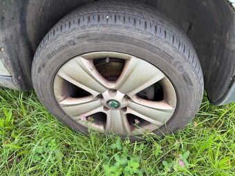 Náhradní díly - Škoda Yeti 2.0 tdi 103 kw - 4x4 - DSG - 4
