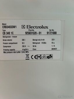 Lednička s mrazákem - 4