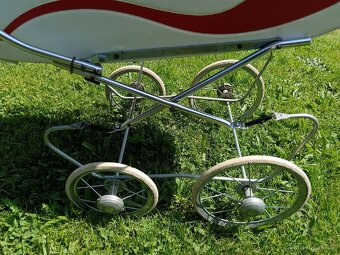 Dětský retro kočárek pro panenky - 4