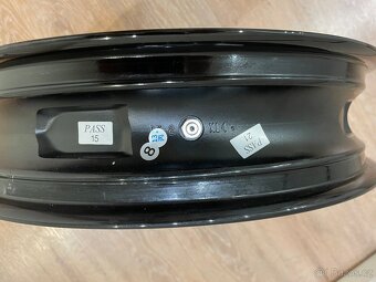 Přední ráfek Ducati Diavel - 4