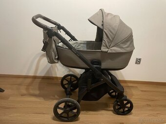 Prodám kočárek Roan bass next - 4