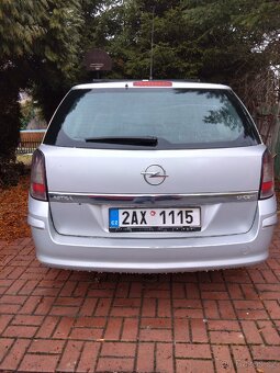 Opel Astra - 4