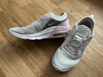 Kecky NIKE AIR MAX MOTION vel. 33.5 - 4