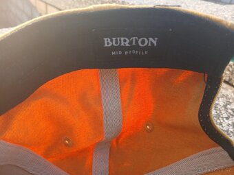 Burton kšiltovka. - 4