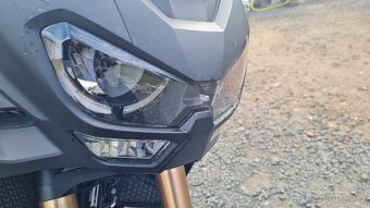 PPF fólie na přední světlo na Honda Africa twin 1100 adv. - 4