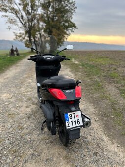 Yamaha X-Max 250i. Připravena na sezónu - 4