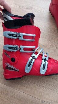 Lyžařský set 130cm, boty 240, hůlky - 4