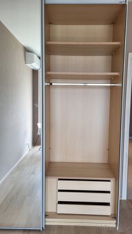 Šatní skříň, k dispozici 3 ks - 4