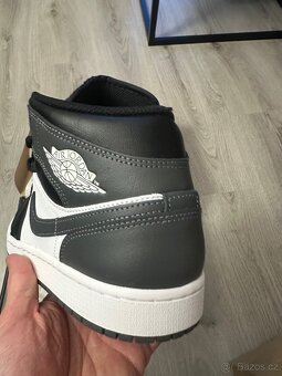 Nike AIR Jordan 1 mid black/iron grey/white vel. 42,5 - 4