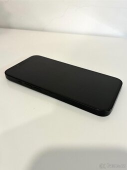 Apple iPhone 13 256GB černý - jako nový - 4