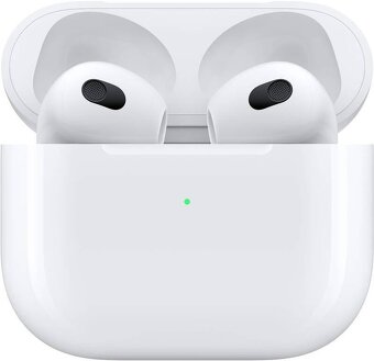 Apple AirPods 3 s nabíjecím pouzdrem MagSafe. - 4