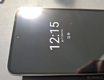 Samsung Galaxy S24 FE - 4