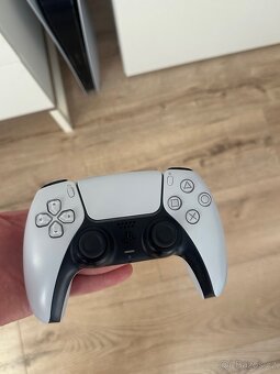 Playstation 5 (Digital Edition) + DualSense ( v záruce) - 4