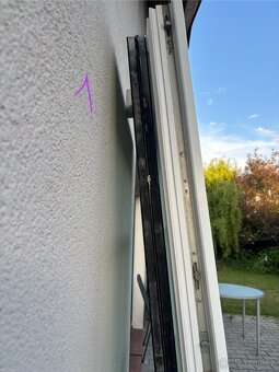 Okna, balkonové dveře a zasklení - 4